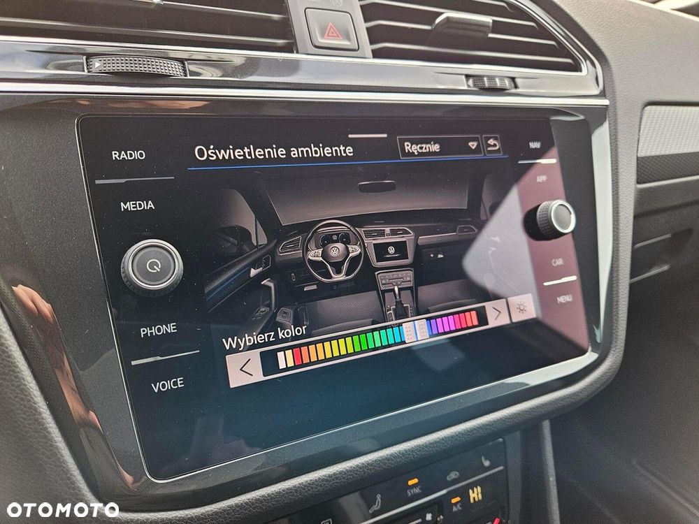 Volkswagen Tiguan - 25