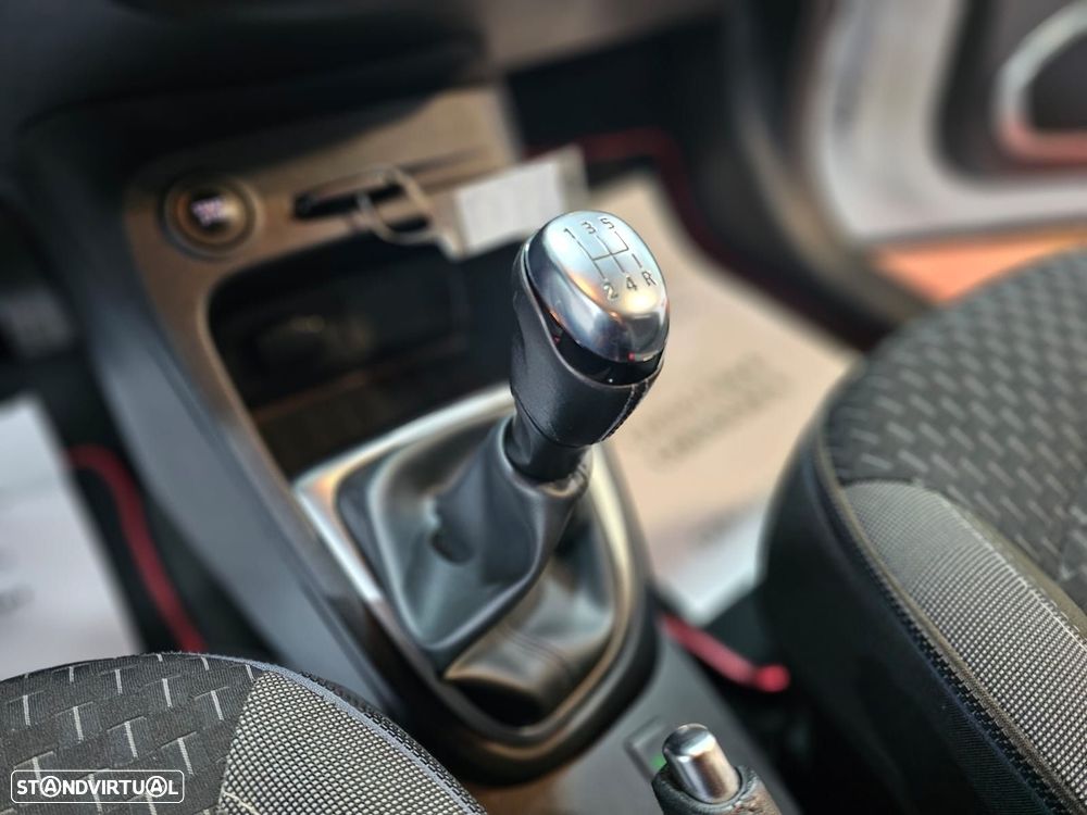 Renault Captur 0.9 TCE Exclusive - 17