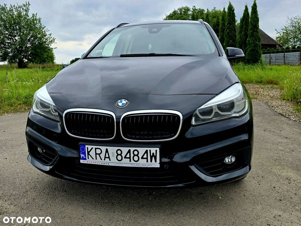 BMW Seria 2 218d Sport Line - 5