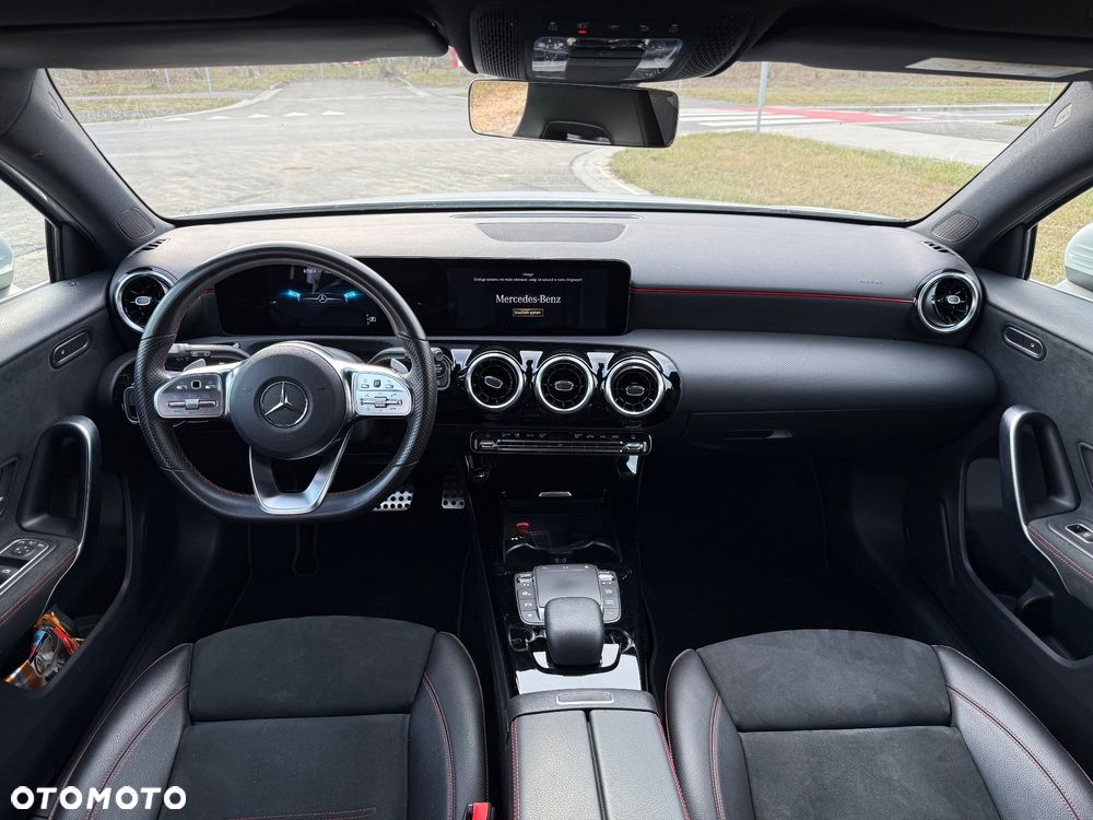 Mercedes-Benz Klasa A 180 AMG Line 7G-DCT - 14