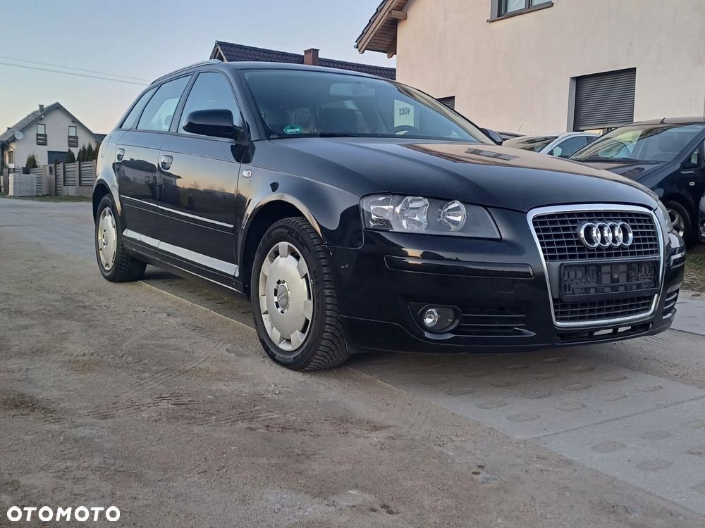 Audi A3 Sportback 1.6 Attraction - 2