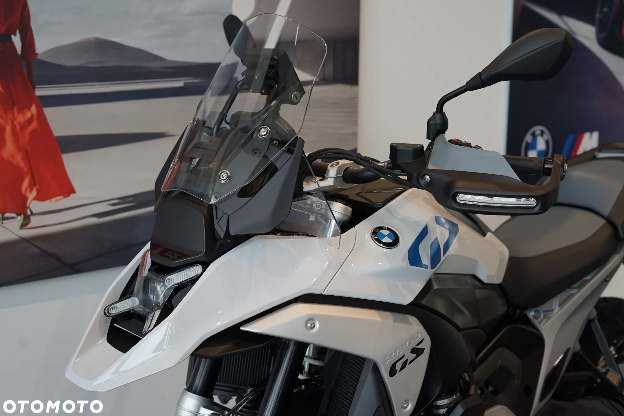 BMW R - 9
