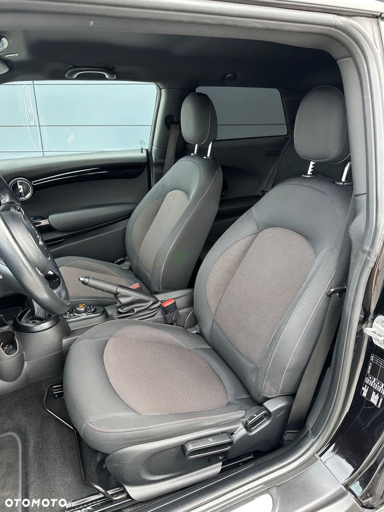 MINI ONE Standard - 15