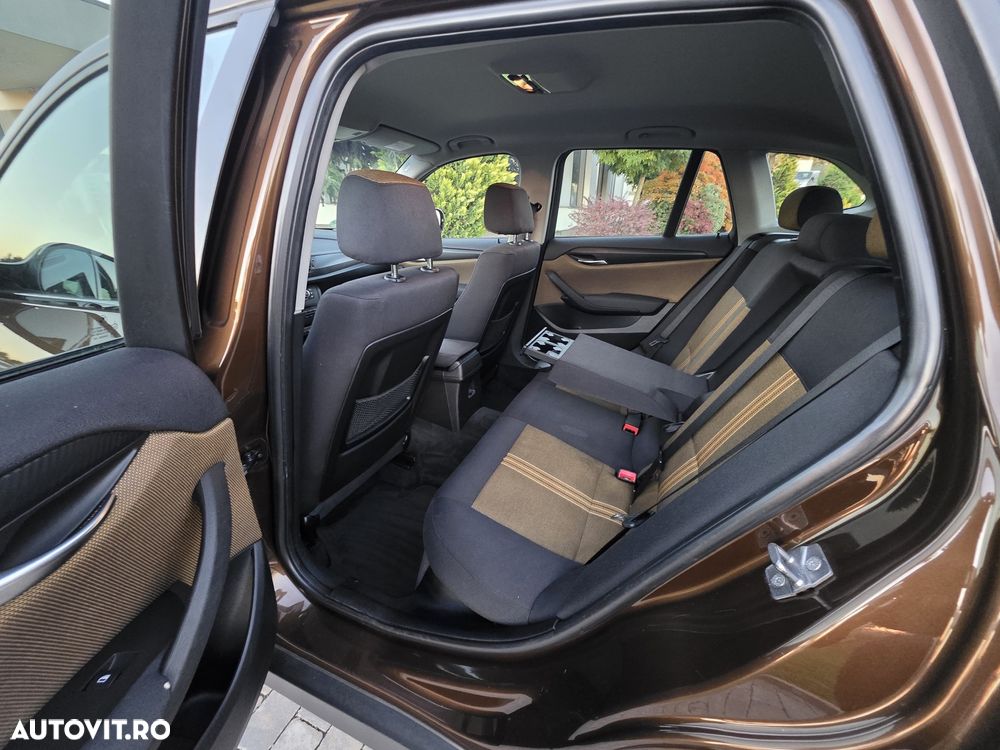 BMW X1 sDrive18d Sport Line - 10