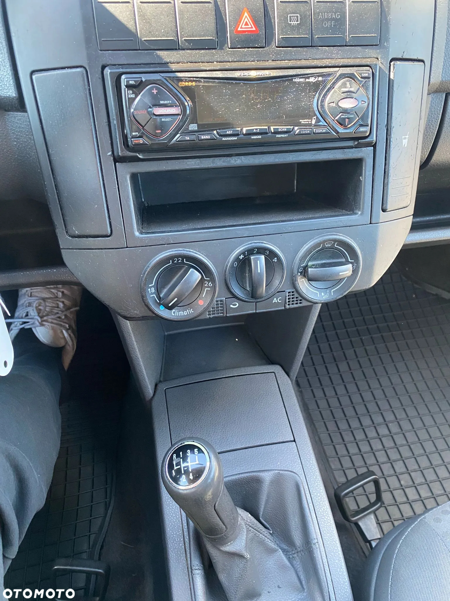Volkswagen Polo 1.2 12V Comfortline - 18