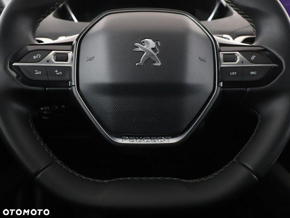 Peugeot 3008 1.6 PureTech GPF Allure S&S EAT8 - 21