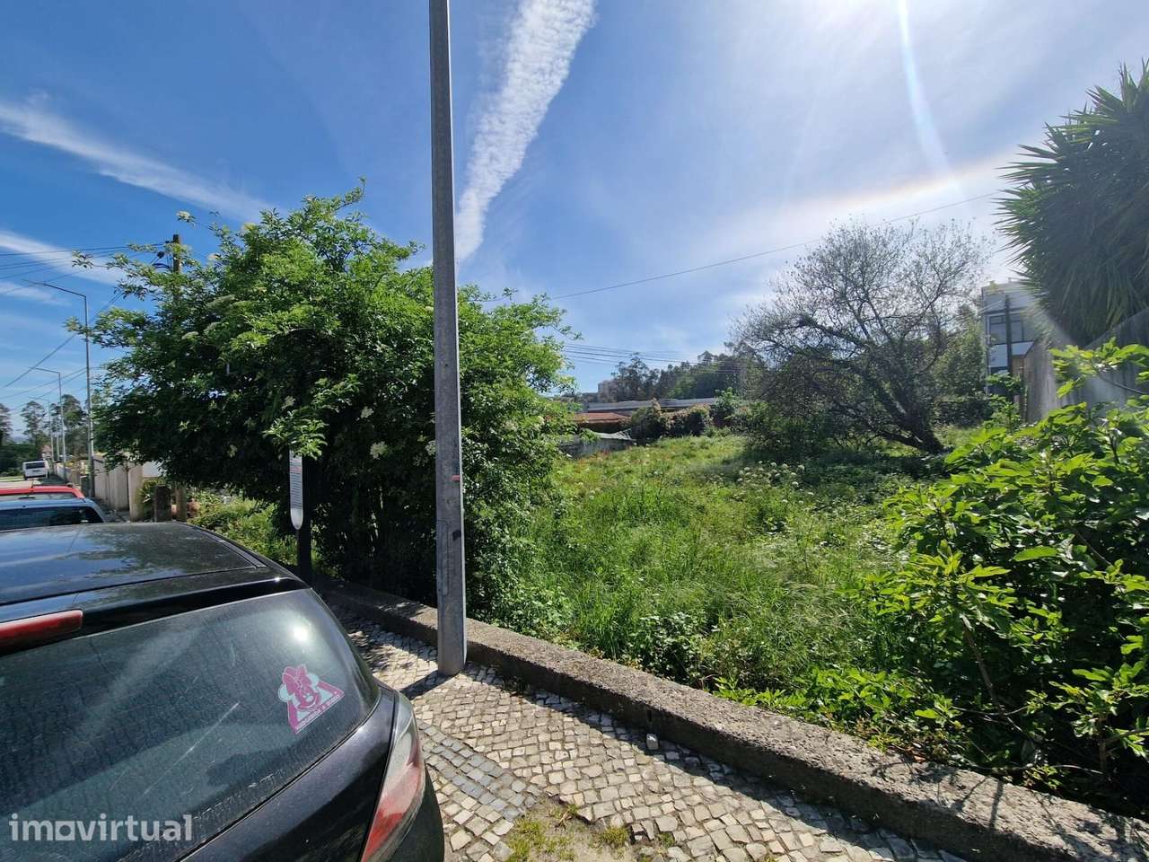 Terreno urbano com excelente localização no centro de São João da Made - Grande imagem: 3/7