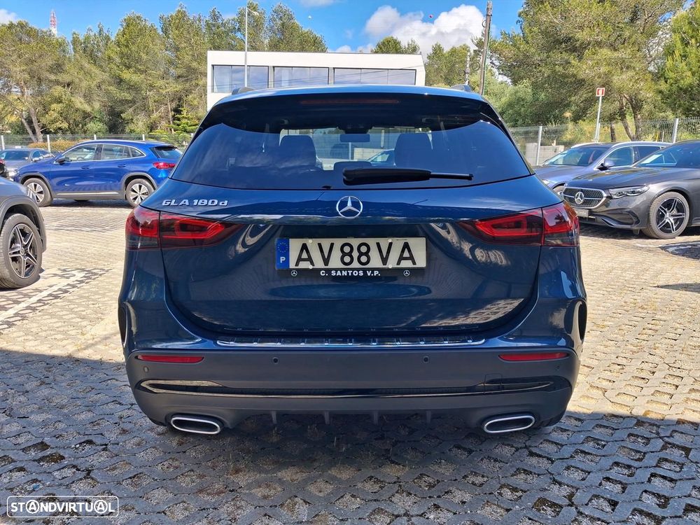 Mercedes-Benz GLA 180 d AMG Line - 7