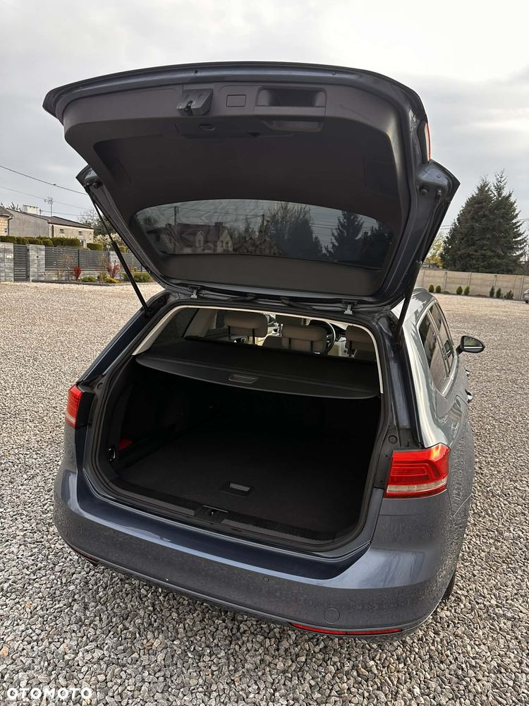 Volkswagen Passat 1.8 TSI BMT Comfortline - 20