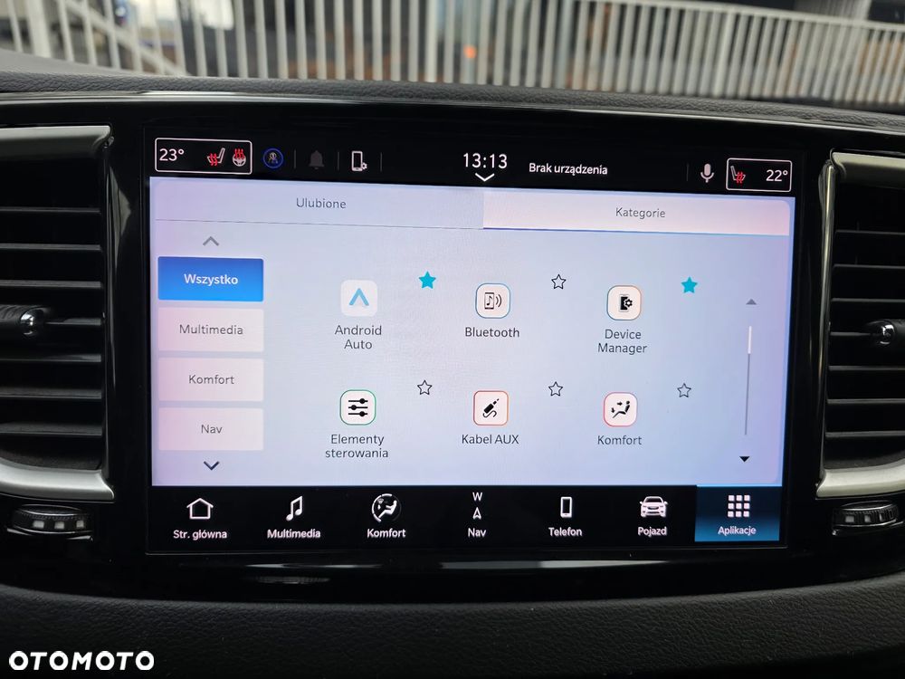 Chrysler Pacifica - 16