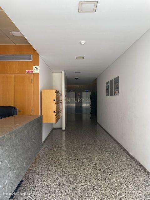 Escritório de luxo com excelente localização, dimensão e rentabilidade - Grande imagem: 4/25