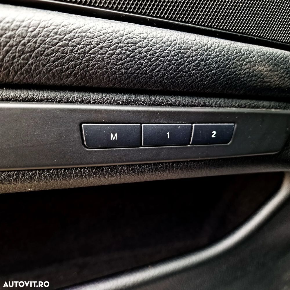 BMW Seria 5 520d Luxury Line - 25