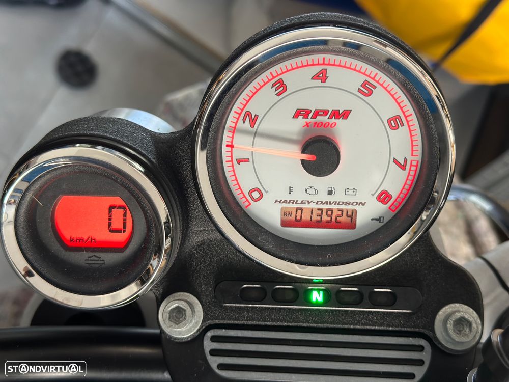 Harley-Davidson Sportster XR 1200 - 5