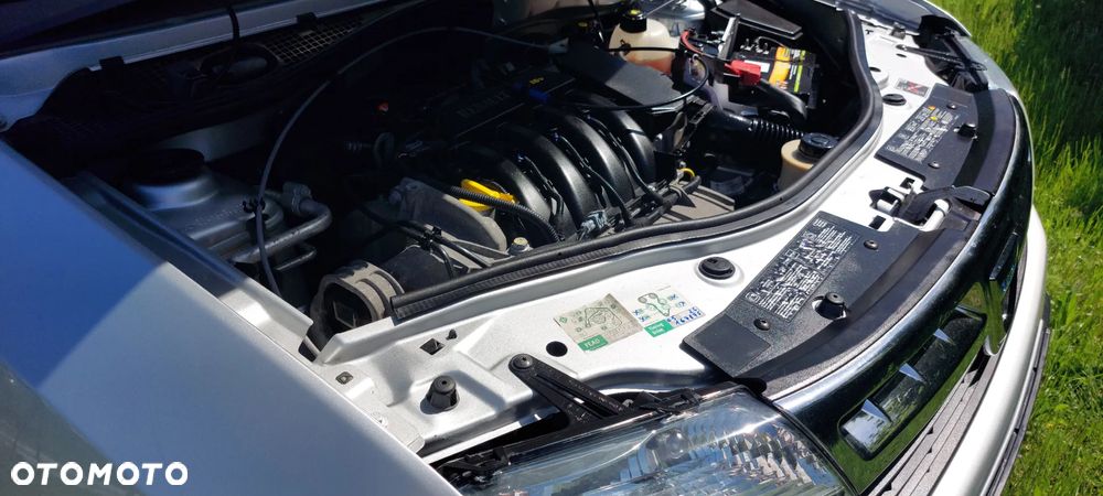 Dacia Duster 1.6 16V 4x2 Prestige - 31