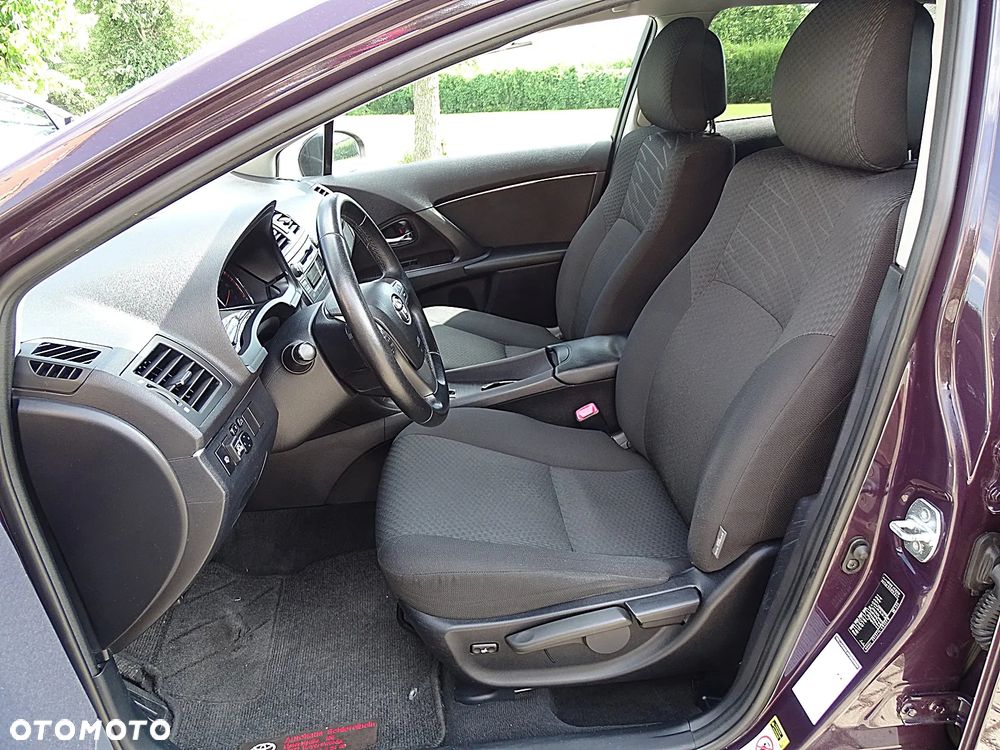 Toyota Avensis 1.8 Premium EU5 MS - 13