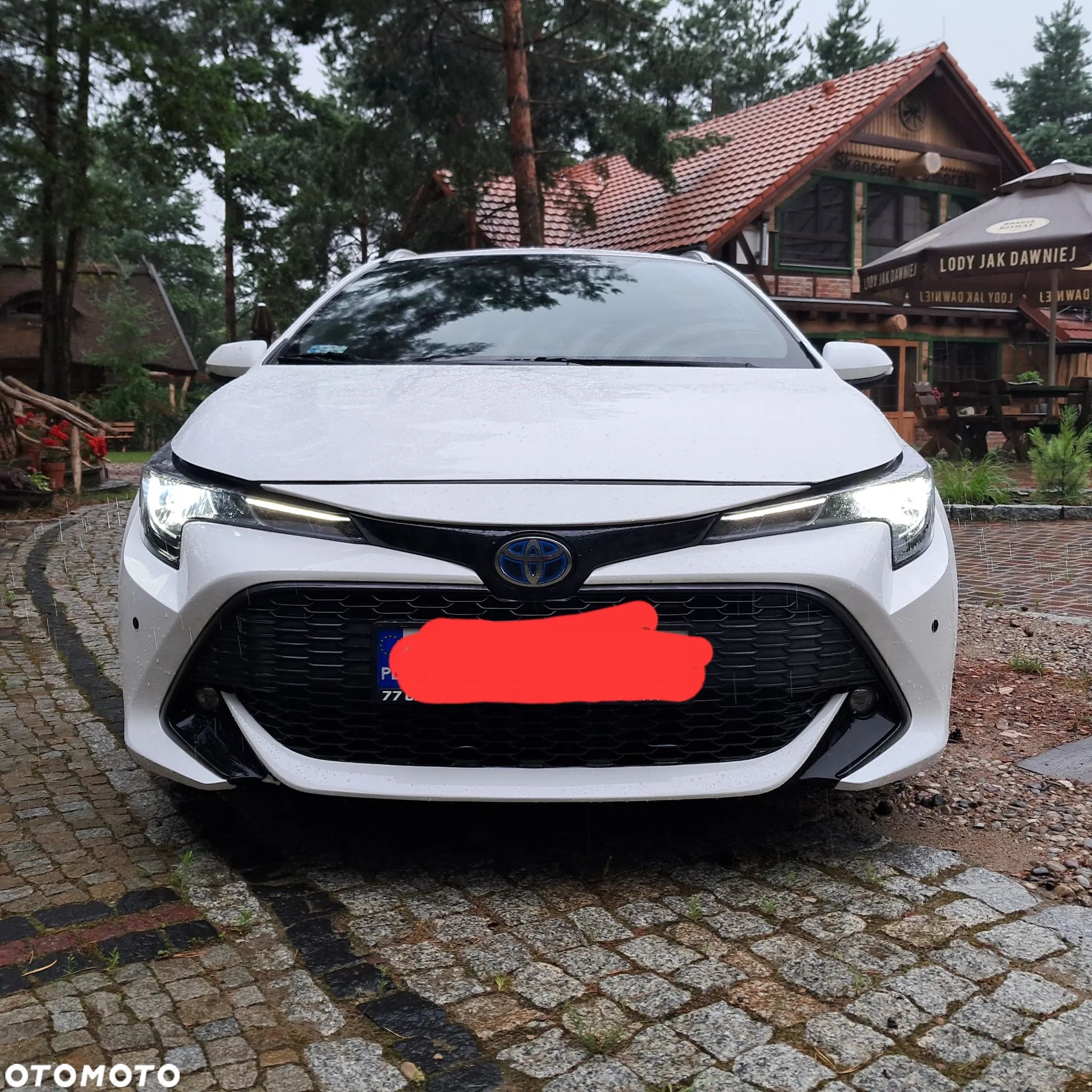 Toyota Corolla - 1