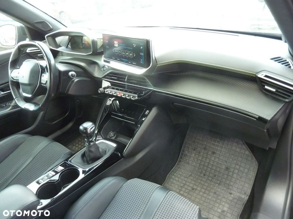 Peugeot 2008 - 14