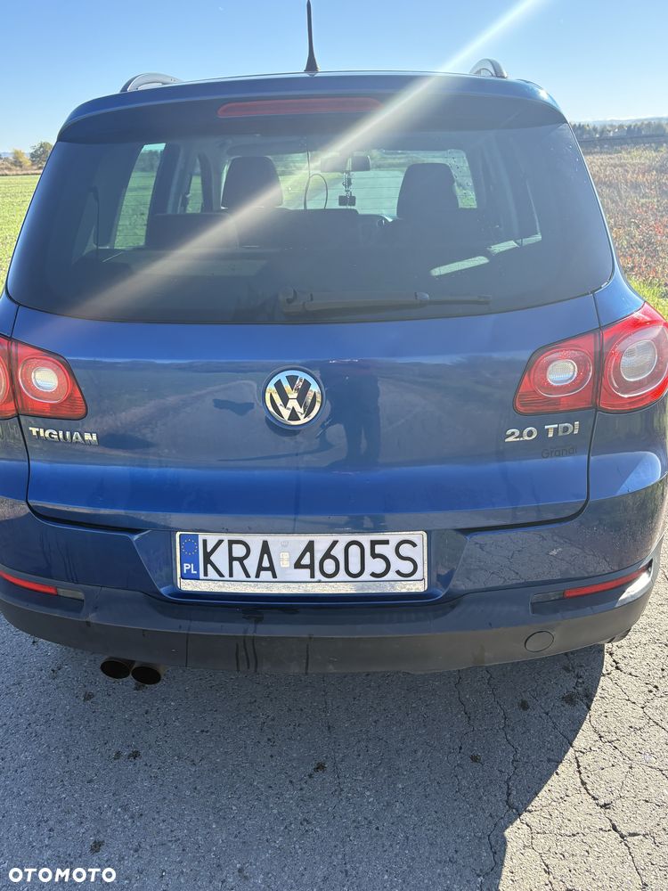Volkswagen Tiguan - 5