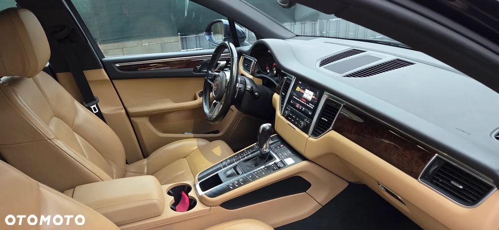 Porsche Macan - 8