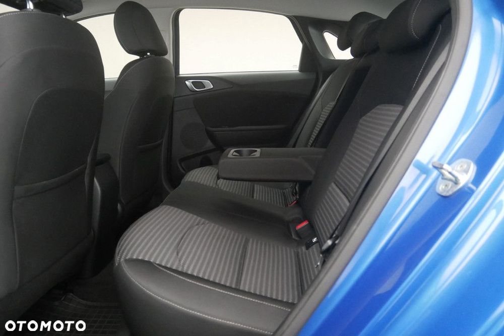 Kia Ceed 1.5 T-GDI M - 15