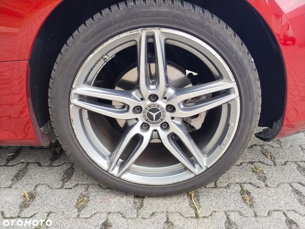 Mercedes-Benz Klasa E 220 d 4-Matic AMG - 22