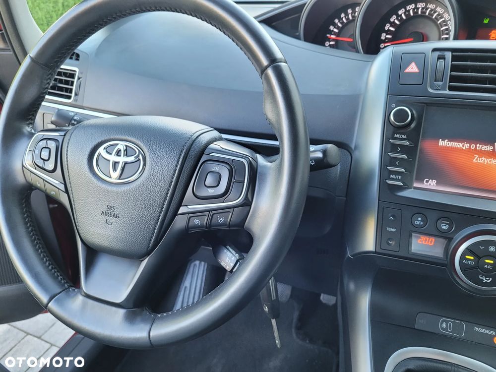 Toyota Verso 1.8 Premium EU6 - 13