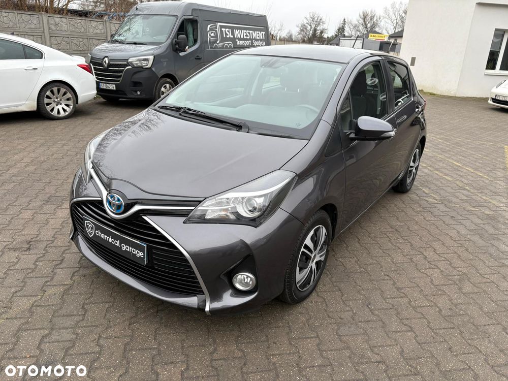 Toyota Yaris Hybrid 100 Dynamic - 5