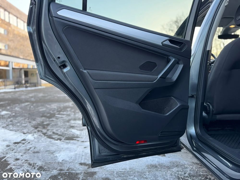 Volkswagen Tiguan Allspace 1.5 TSI EVO Comfortline DSG - 29