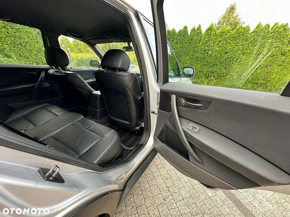 BMW iX3 - 9