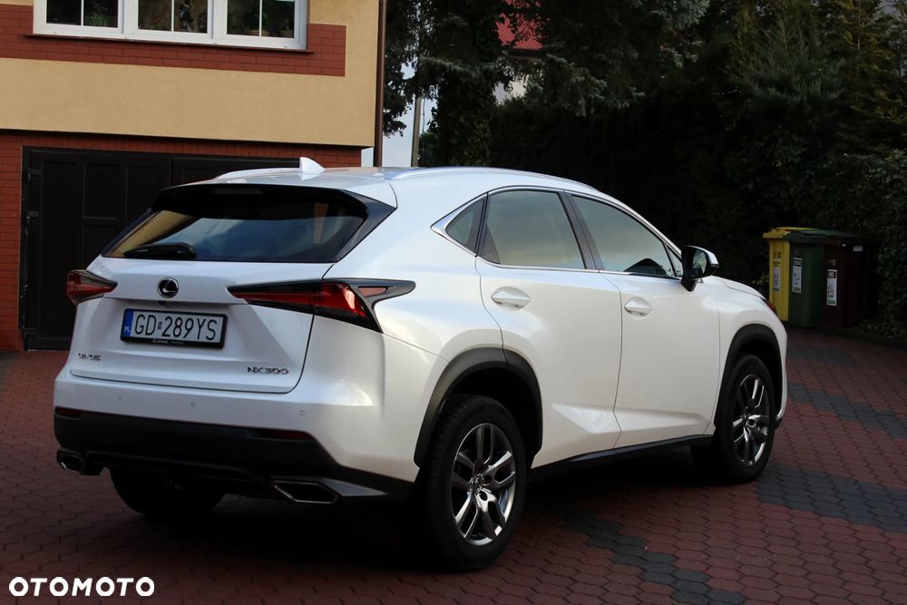 Lexus NX 300 Comfort AWD - 6