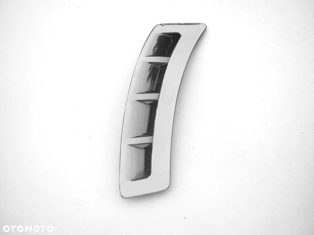 NISSAN INFINITI QX70 błotnik listwa WLOT chrom OE - 8