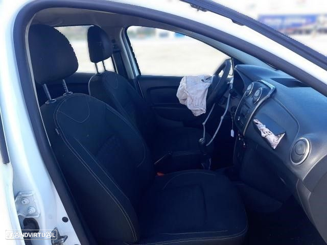 Peças Dacia Sandero II 1.5 dCi 2014 - 8