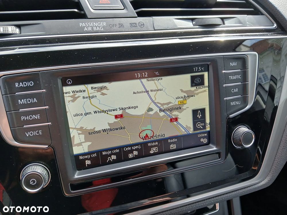 Volkswagen Touran - 20