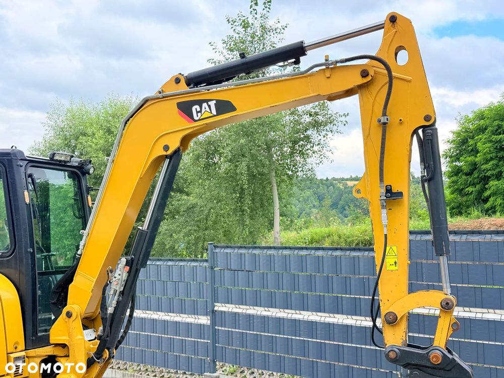 Caterpillar * Sprowadzona  * CAT 305.5 E CR  * Minikoparka  * Caterpillar - 20