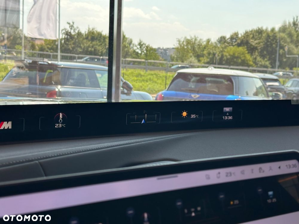 BMW Seria 7 - 26
