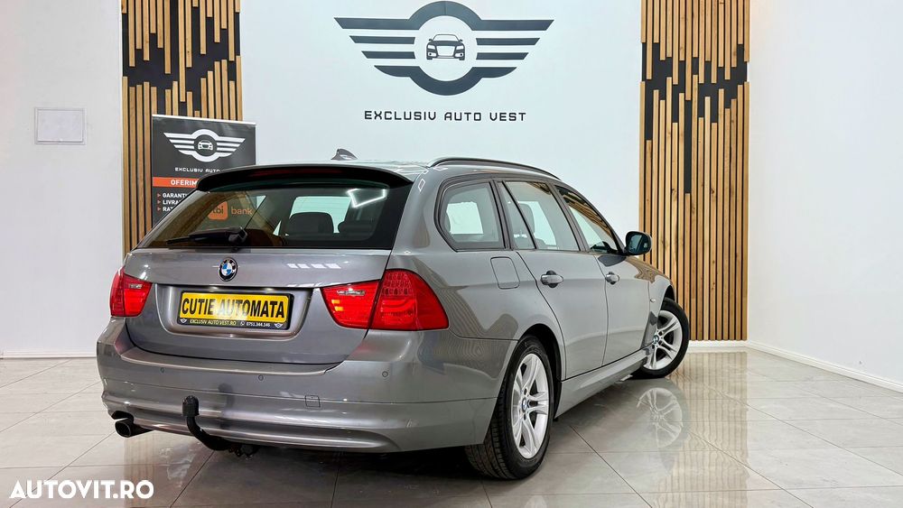 BMW Seria 3 320i Touring Aut. - 5