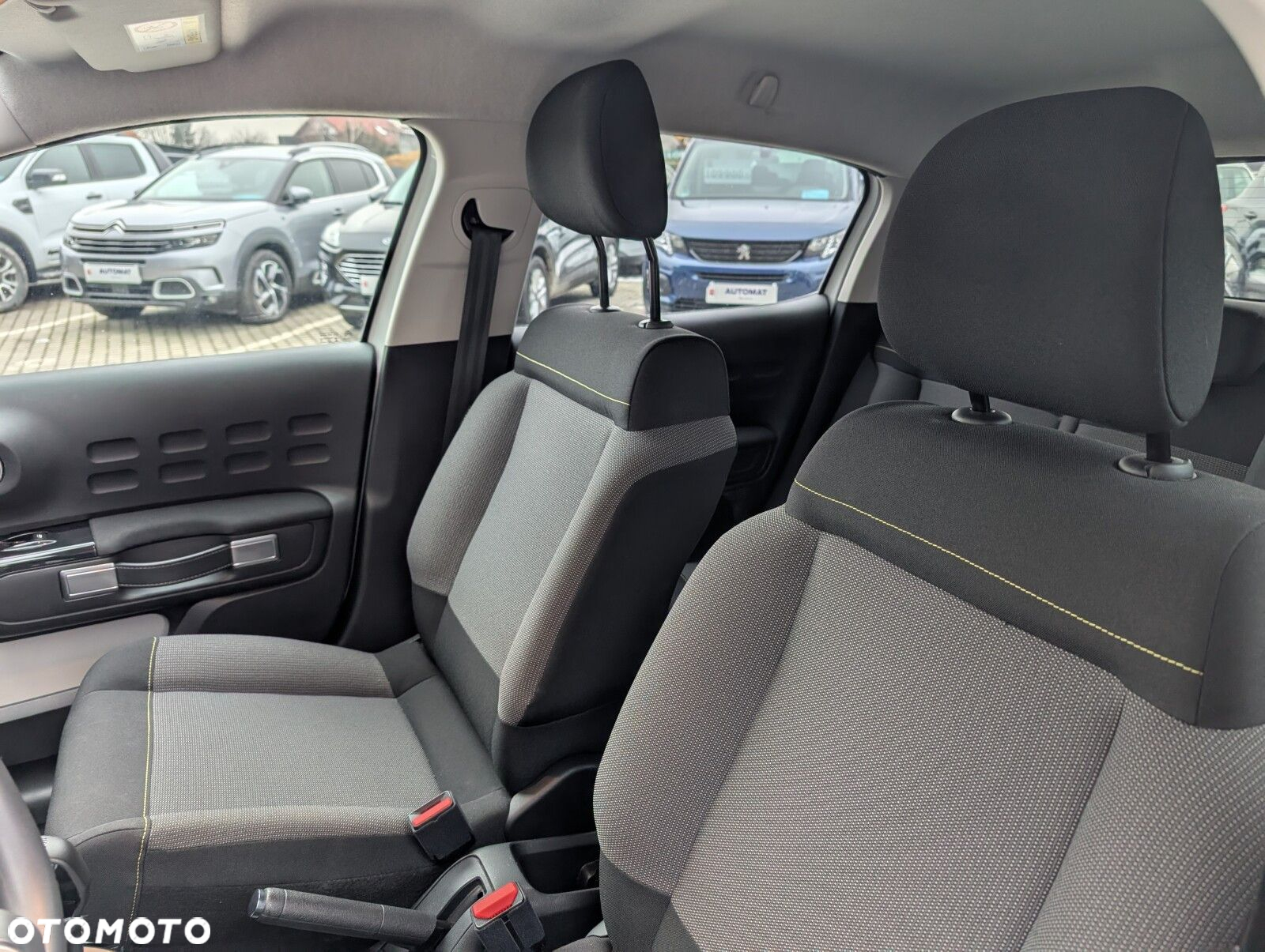 Citroën C3 1.2 PureTech Shine - 12