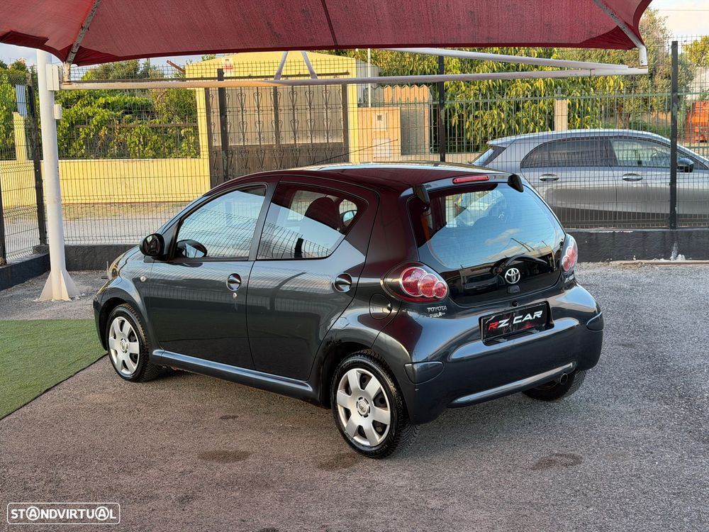 Toyota Aygo Cool - 9