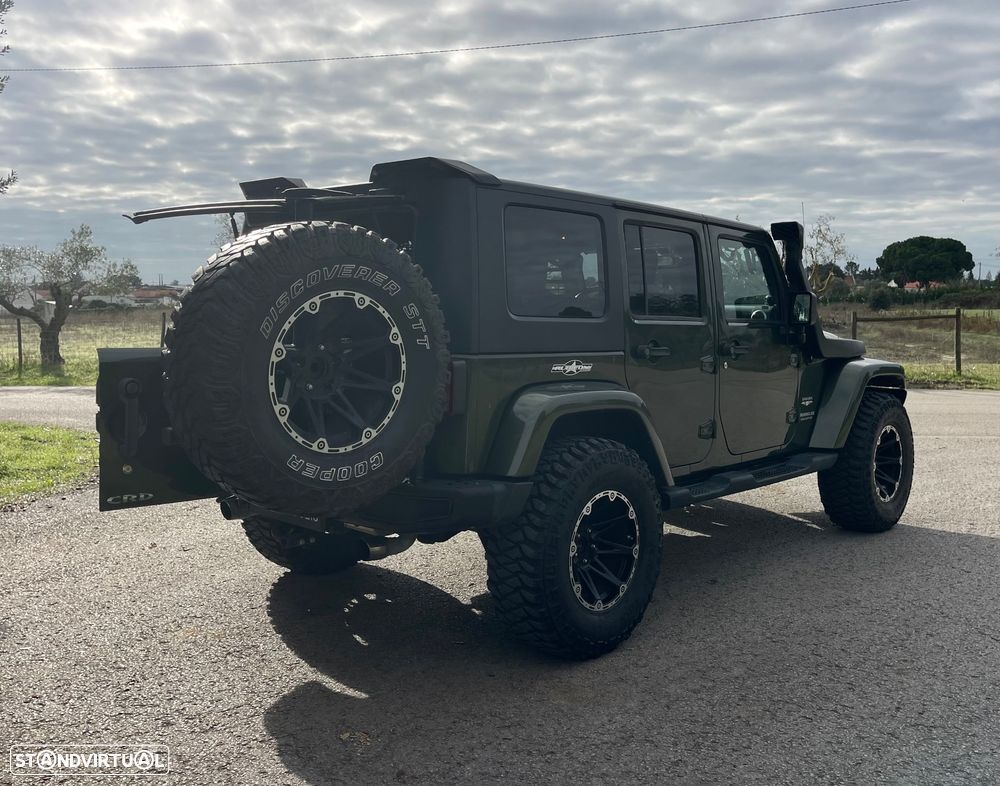 Jeep Wrangler Unlimited 2.8 CRD ATX Sahara Limited - 27