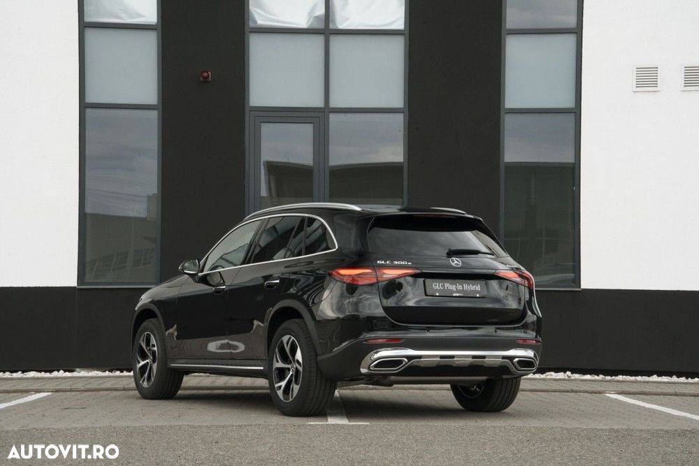 MERCEDES-BENZ GLC 2026 — imagine 3