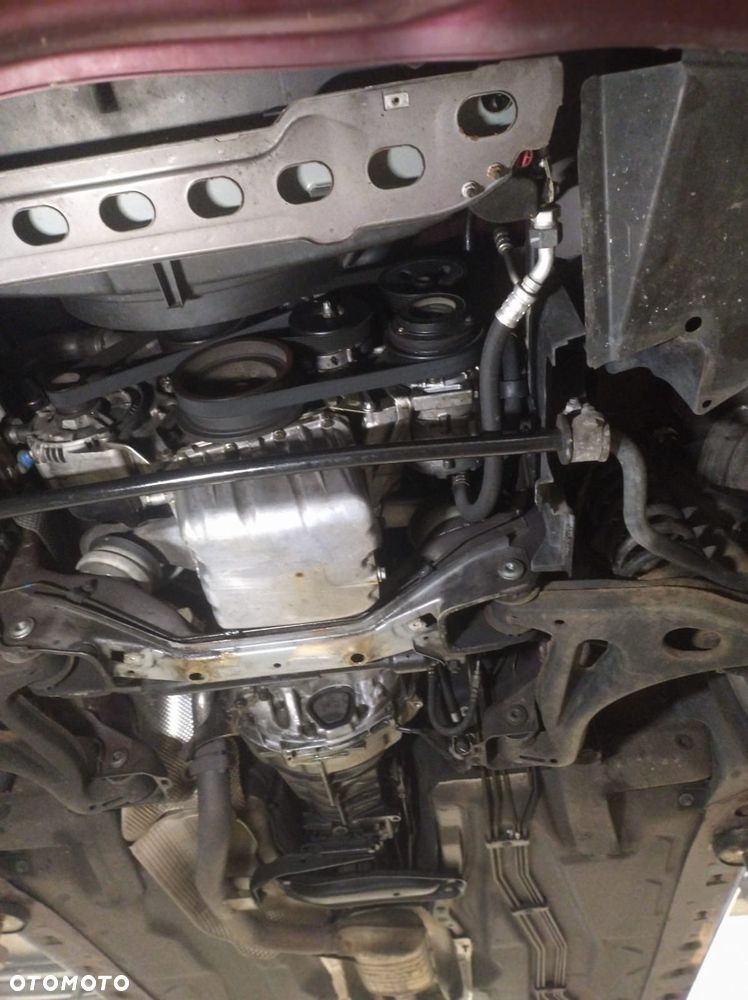 Mercedes-Benz Klasa C 200 T Elegance - 16