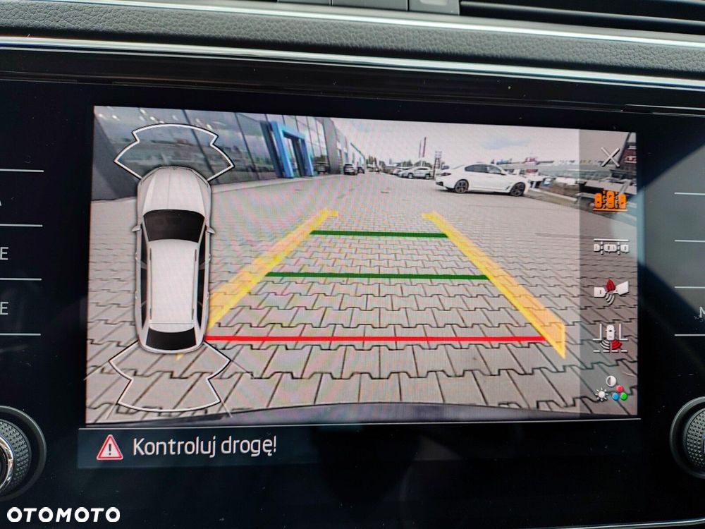Skoda Superb 2.0 TSI L&K DSG - 22