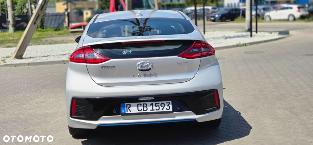 Hyundai IONIQ 1.6 GDI Premium - 12