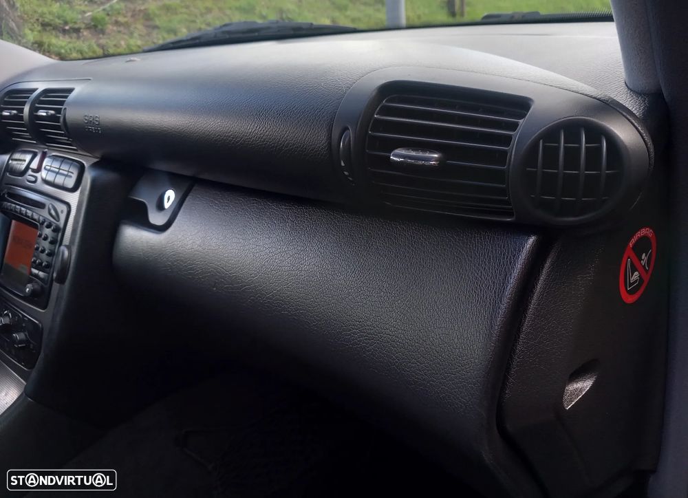 Mercedes-Benz C 220 - 13