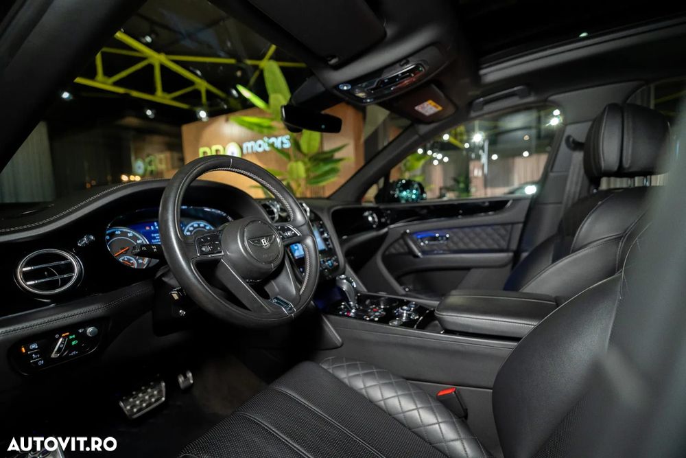Bentley Bentayga - 35