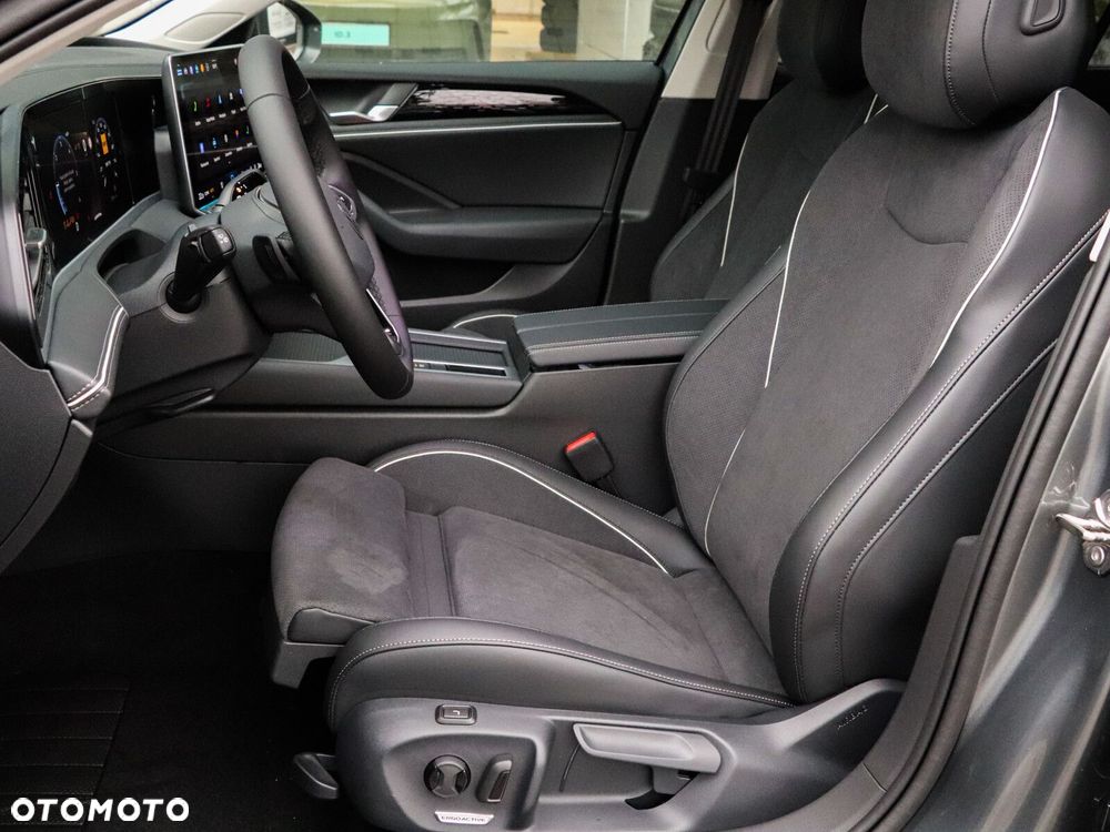 Volkswagen Passat - 10