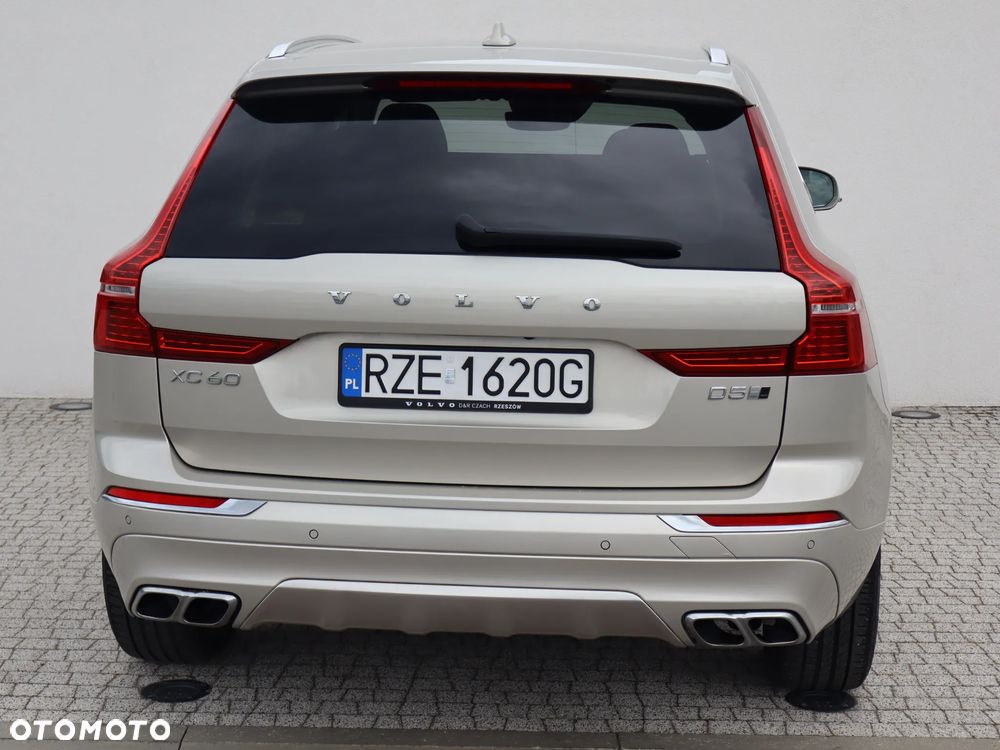 Volvo XC 60 D5 AWD Inscription - 6