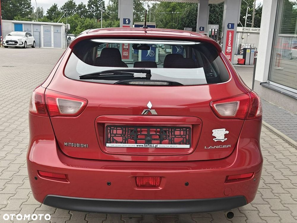 Mitsubishi Lancer - 6