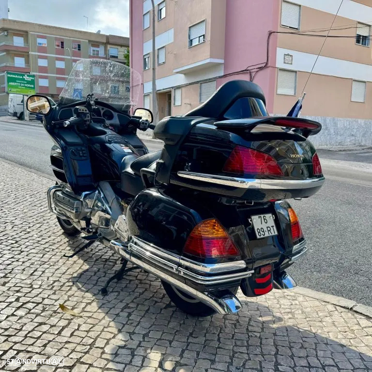 Honda Goldwing 1800 - 19