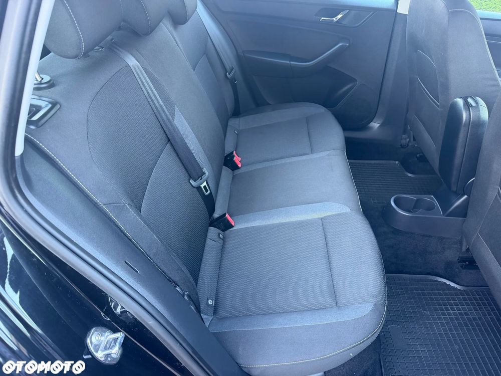 Skoda RAPID 1.6 TDI Elegance - 13